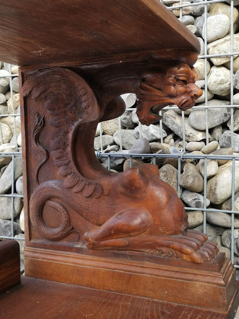 Skulpturen & Statuen: Antikes Regal, Ablage mit Drachenskulptur – Gebraucht aus Seon von Sock21 6