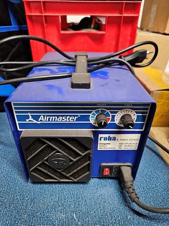 Purificatori d'aria: Ozongerät Airmaster BL500 – Usato da Langnau i. E. venduto da astra76