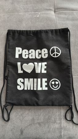 Turnbeutel schwarz "Peace Love Smile" neu