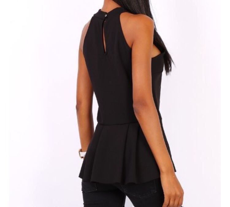 Top: Haut noir ou beige – Nuovo e nell'imballaggio originale da Petit-Lancy venduto da mina222 1