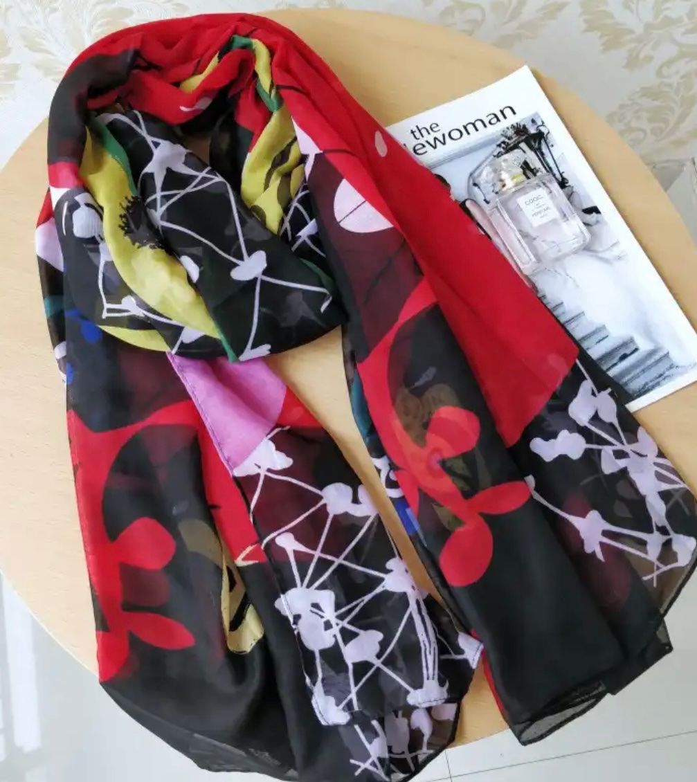 Foulard & Sciarpe: Desigual Schals – Nuovo (secondo la descrizione) da Birmenstorf AG venduto da BMW.M5