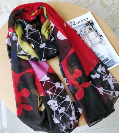Desigual Schals