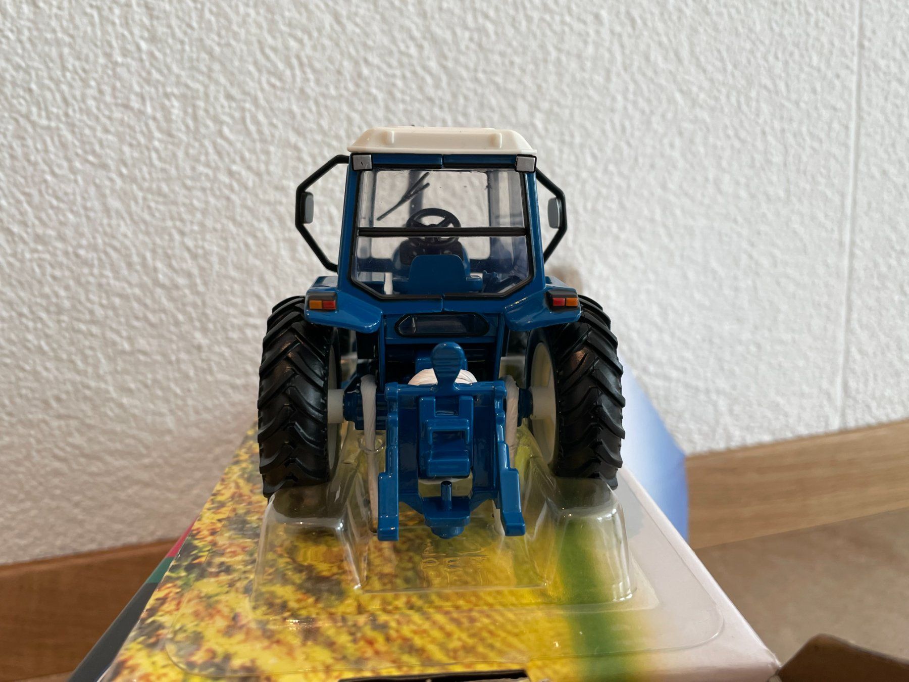 Ford Trattori: Britains Ford 9700 – Nuovo e nell'imballaggio originale da Kreuzlingen venduto da Stefan1150 3