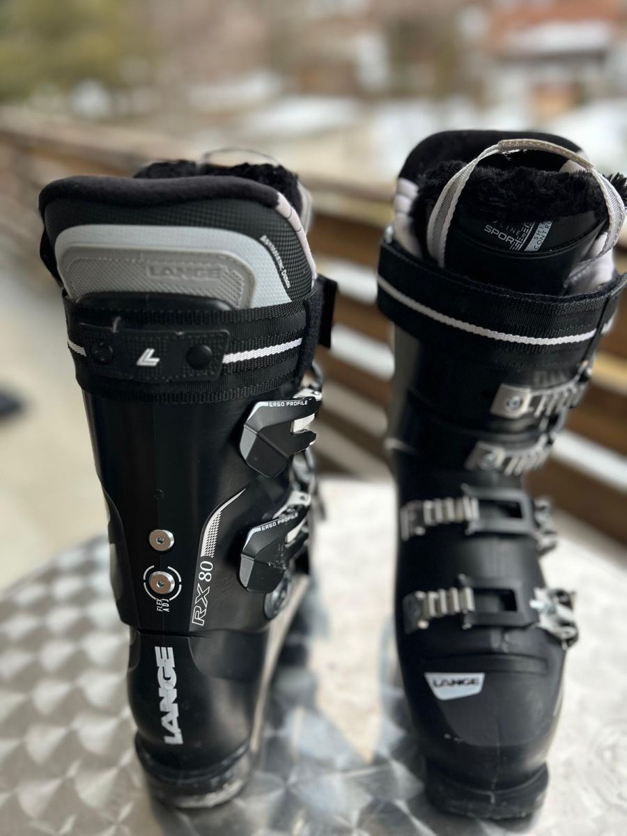 Lange Scarpe da donna: Skischuhe Damen – Usato da Zunzgen venduto da jef_9jr7 2