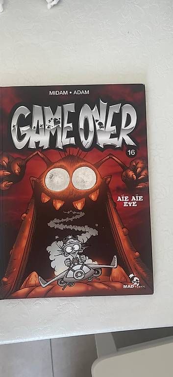 Fumetti: BD Game Over – Usato da Lausanne venduto da Catherine1003 2