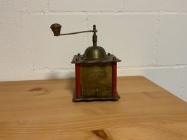 Antike Kaffeemühle Messing/Holz für Sammler – Schweizer K...