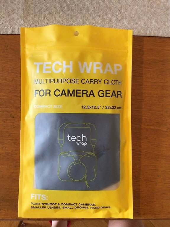 Fotocamera: Tech wrap neu – Usato da Bern venduto da jey_7nwr