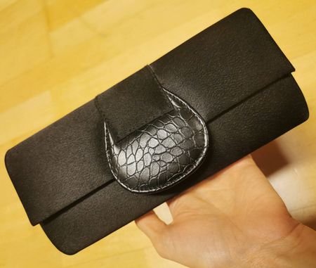 Elegante schwarze Clutch mit Kroko-Optik / Abendtasche