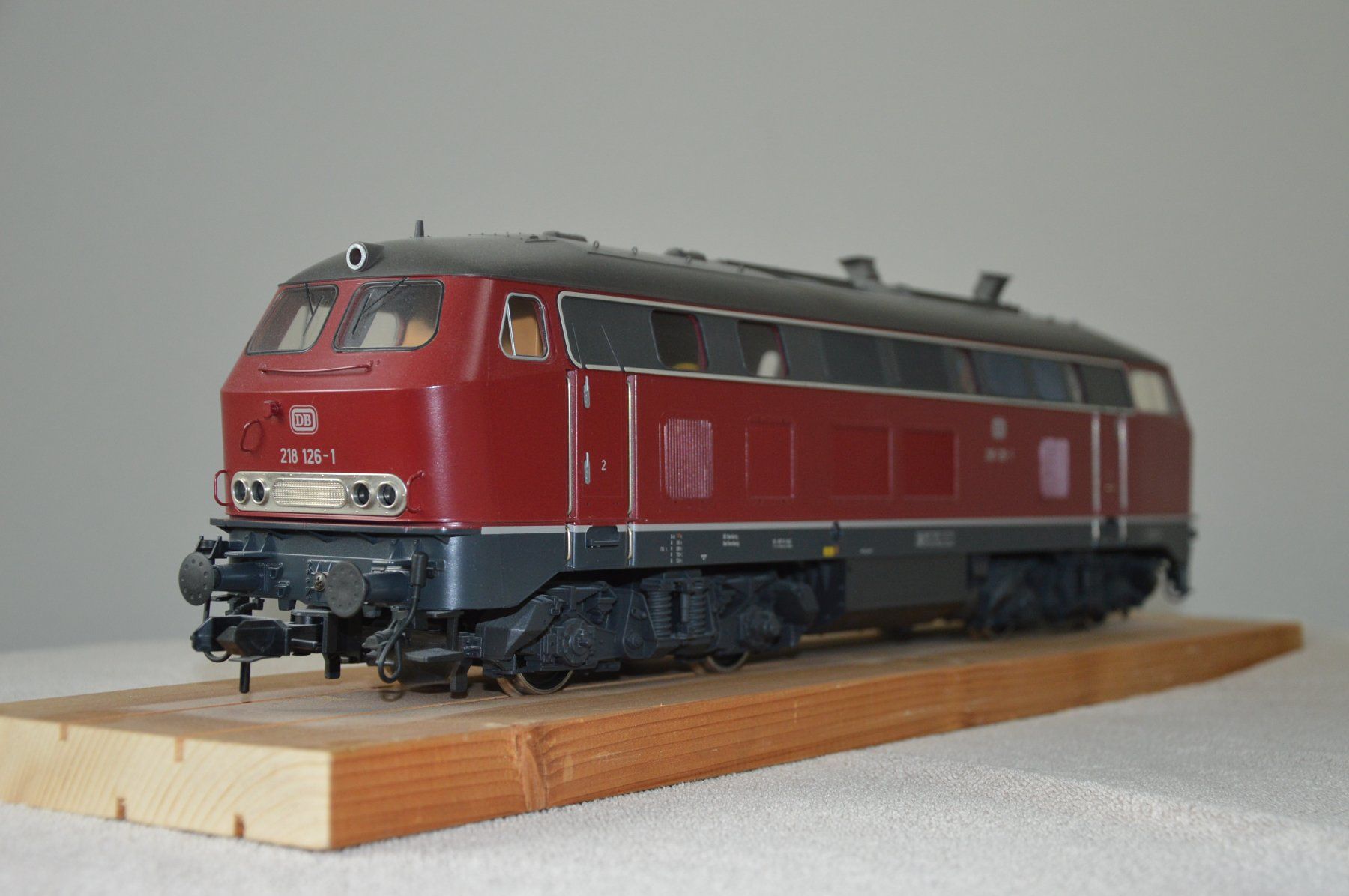 Märklin Modelleisenbahnen: Märklin Spur 1 DB Br. 218 126-1 – Gebraucht aus Zürich von flogax193 3