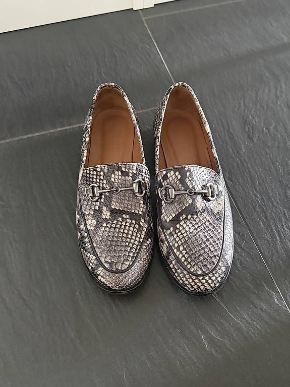 Scarpe da donna: INCI Echtleder Loafer Grösse 37 – Usato da Cham venduto da CBirinci