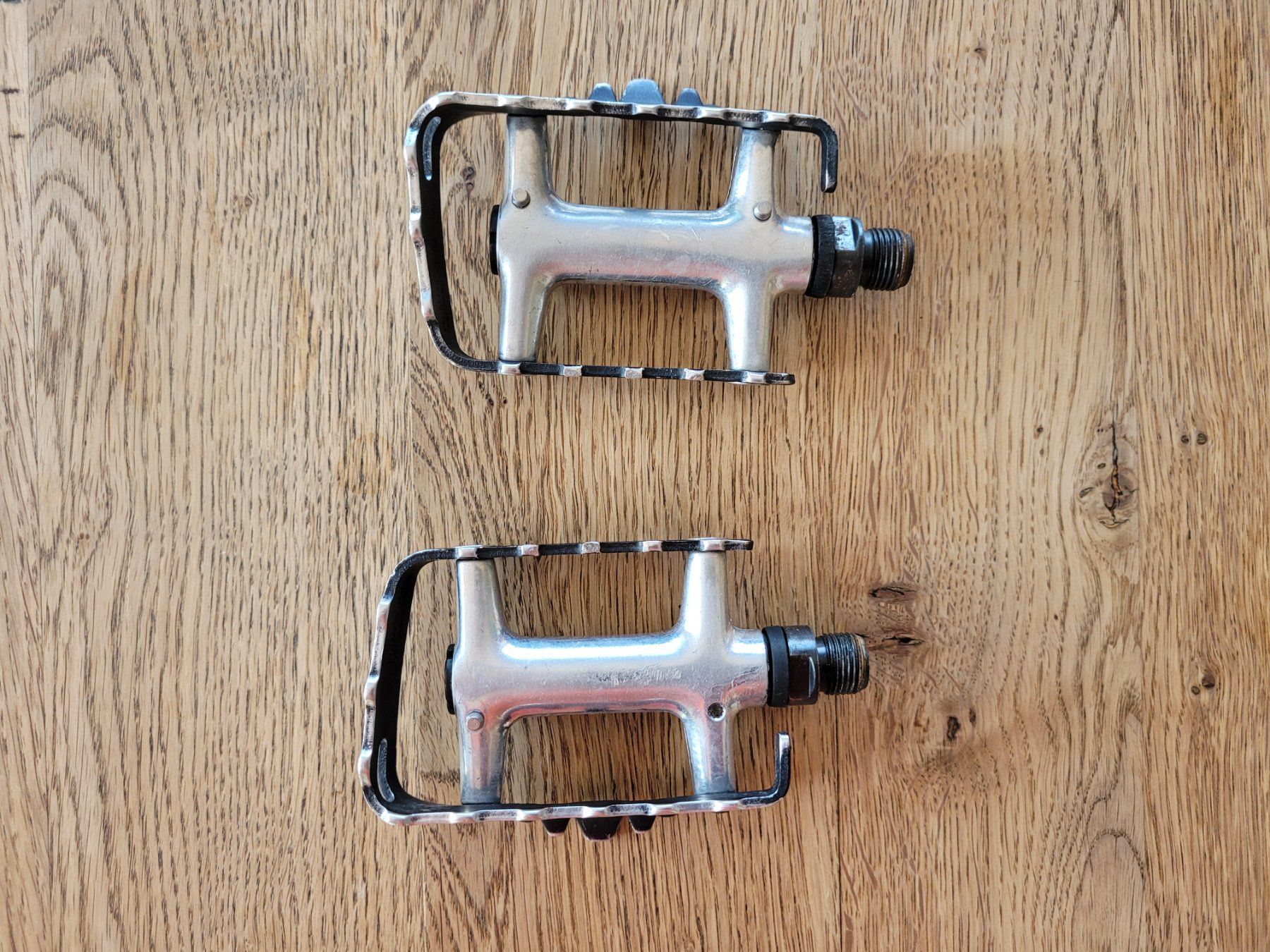 Pezzi di ricambio: XT Pedale Shimano Bärentatzen Retro – Usato da Rechthalten venduto da Strike10
