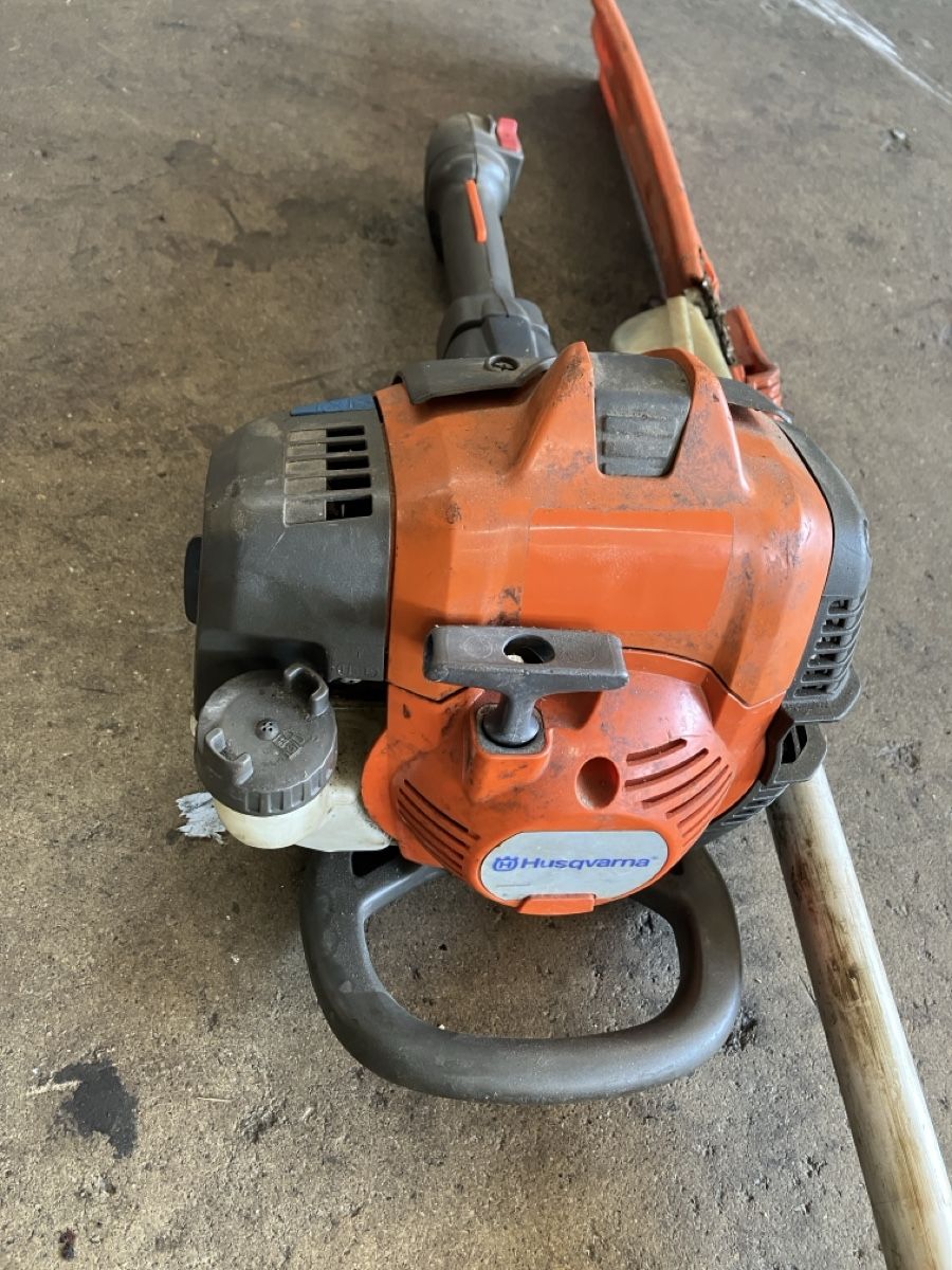 Tutte le macchine: Hochentaster Husqvarna – Difettoso da Wiezikon b.Sirnach venduto da sonne096