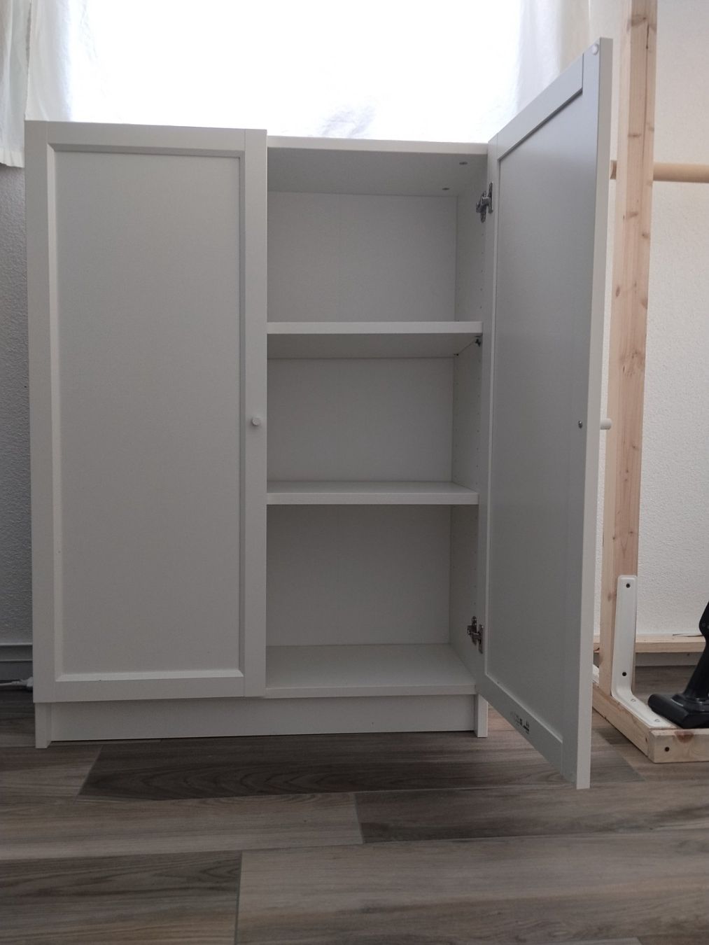Ikea Commodes: IKEA Kommode/Regalschrank BILLY mit OXBERG Türen – D'occasion à Ottikon par Slind