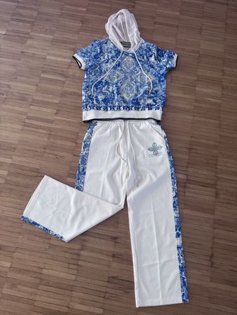 Sport Kleider a set Gr.L/XL