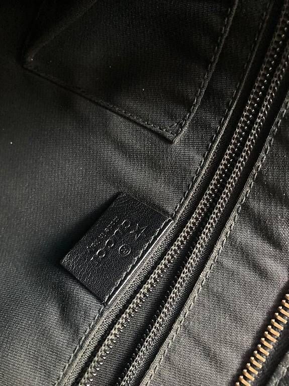 Altro in  Abbigliamento & Accessori: Tracolla Gucci pelle  – Usato da Riva San Vitale venduto da gab_6qhv 3