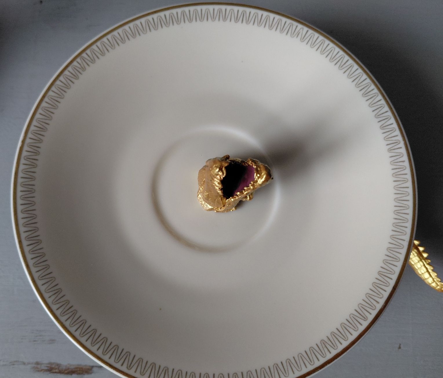 Tutte le decorazioni: Etagere mit goldenem Krokodil – Nuovo (secondo la descrizione) da Wallisellen venduto da Muggeli1970 2