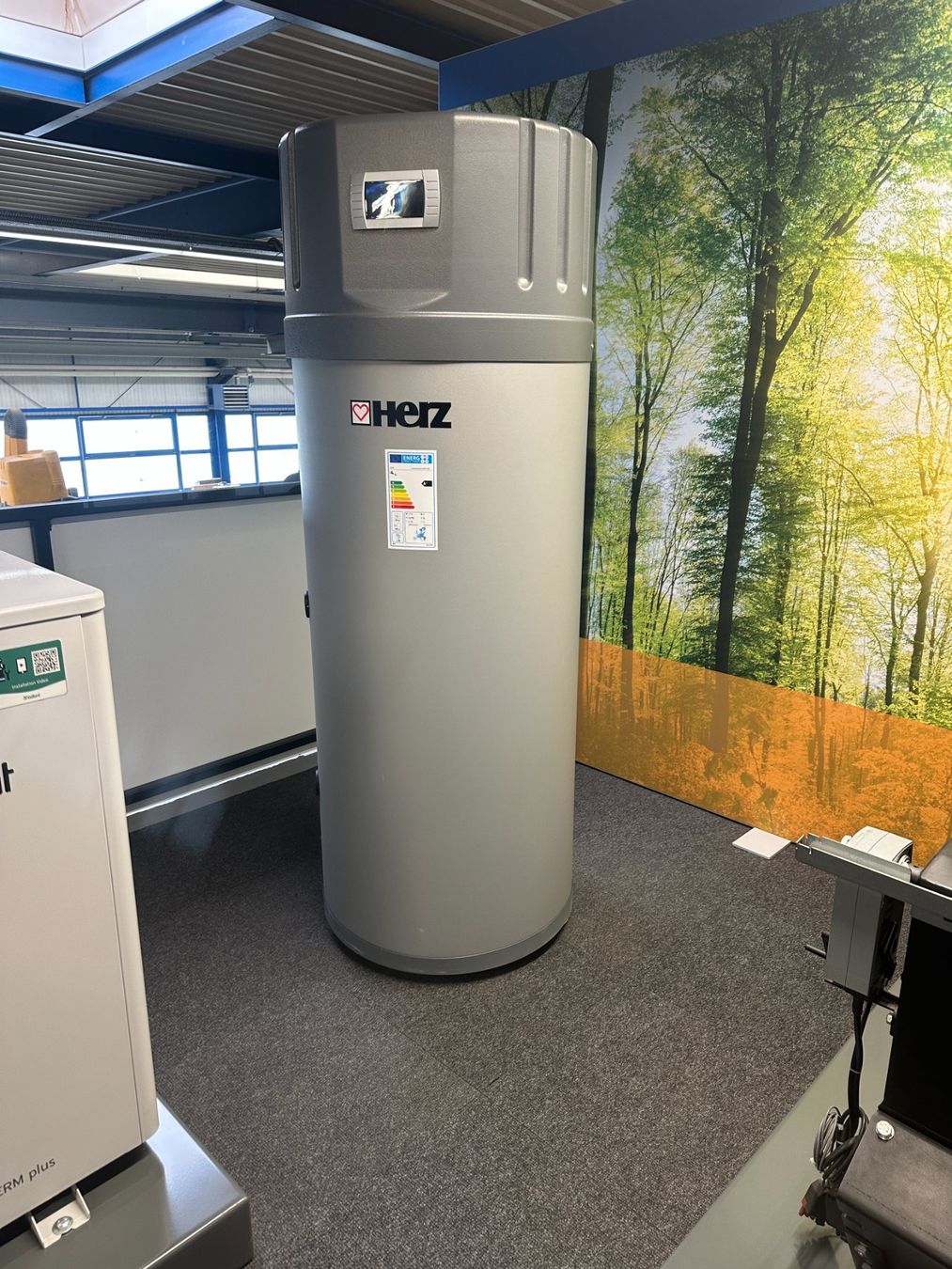 Sanitari: Wärmepumpenboiler commotherm BWP 300 – Nuovo (secondo la descrizione) da Wauwil venduto da ISELI_ENERGIE_AG