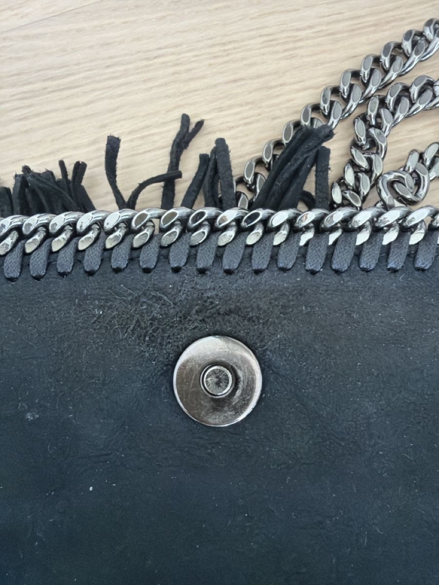 Stella McCartney Taschen für Damen: Stella McCartney Tasche Fransen Schwarz mit Kette – Gebraucht aus Au ZH von eac_gm25 1
