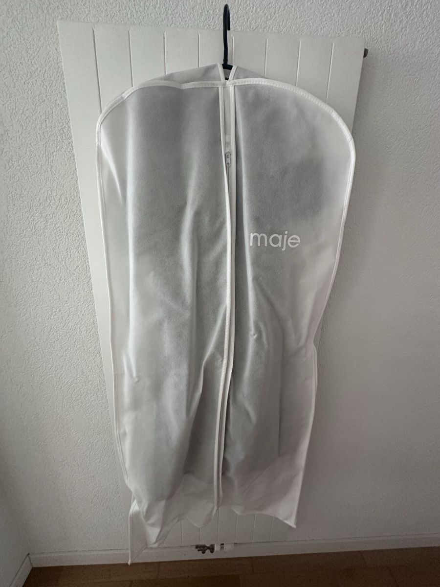Kleider: Maje dress  – Gebraucht aus Laupen BE von Smythe 1