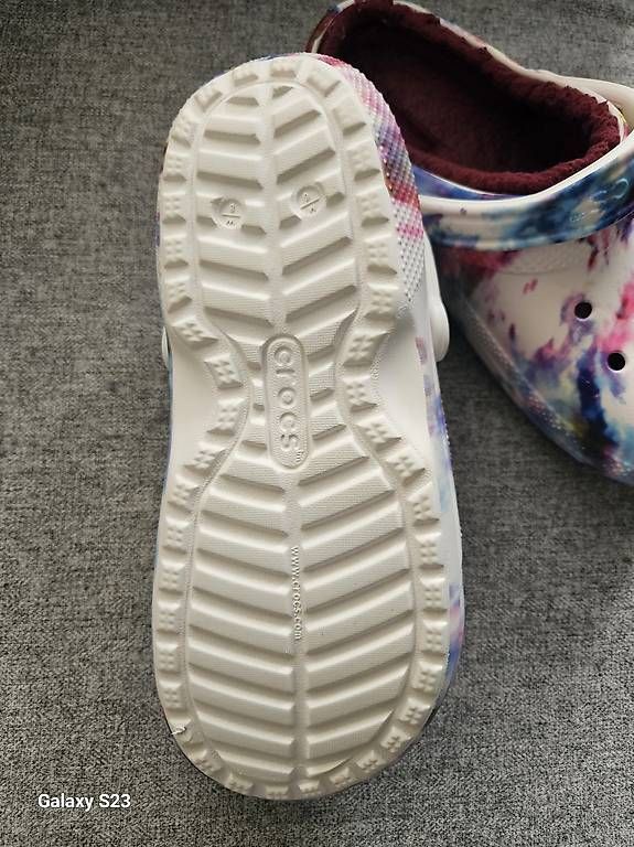 Herrenschuhe: Crocs - Gefüttert  – Gebraucht aus Wallisellen von BeautyBee 2