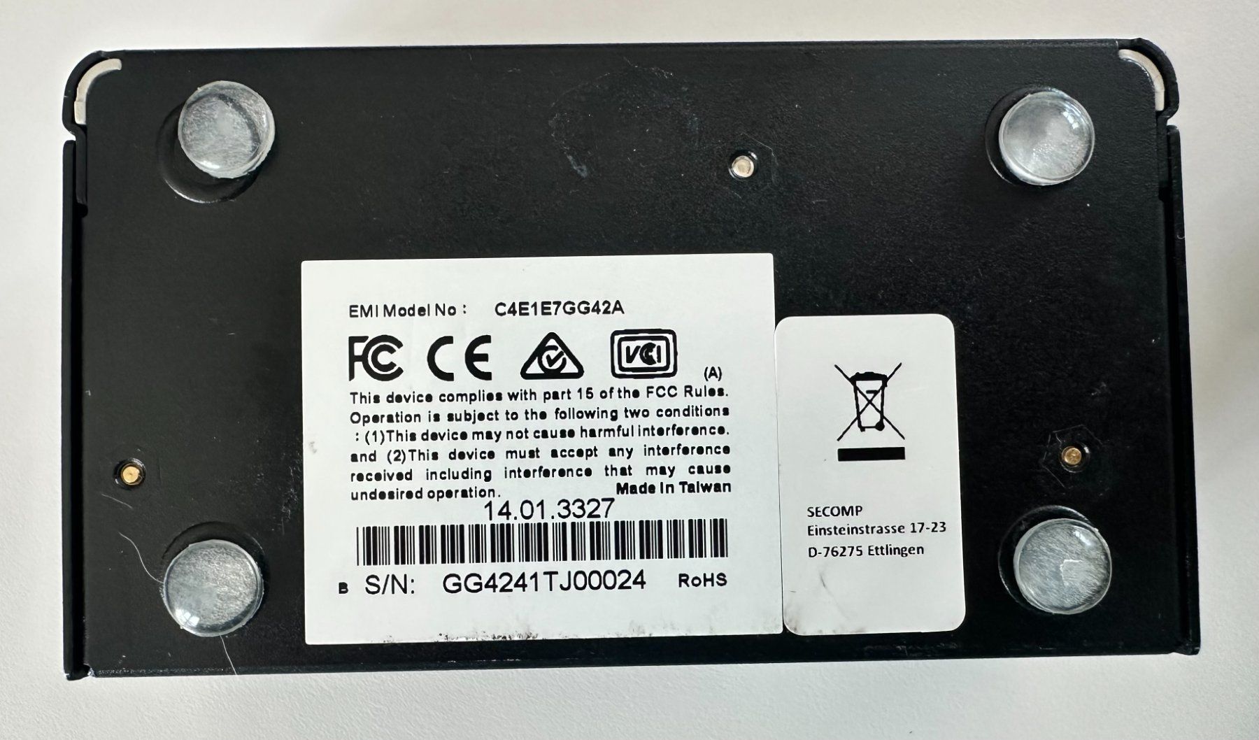 Hub & Switch: KVM Roline DisplayPort, USB – Usato da Lavigny venduto da vinz59 2