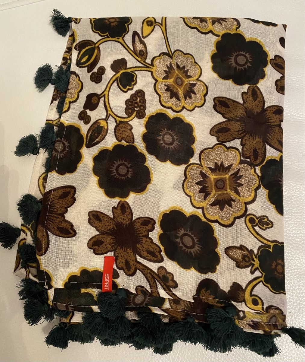 Esprit Foulards, Tücher & Schals: Esprit Schal 🌸 – Gebraucht aus Opfikon von Luis144 7