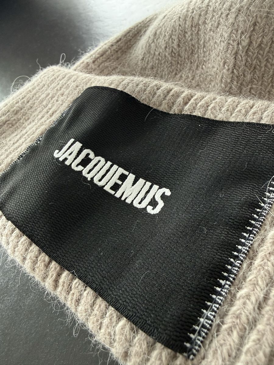 Jacquemus Copricapi, berretti & cappellini: Bonnet Jacquemus Beige – Nuovo (secondo la descrizione) da Bussigny venduto da nan_nw9d 2