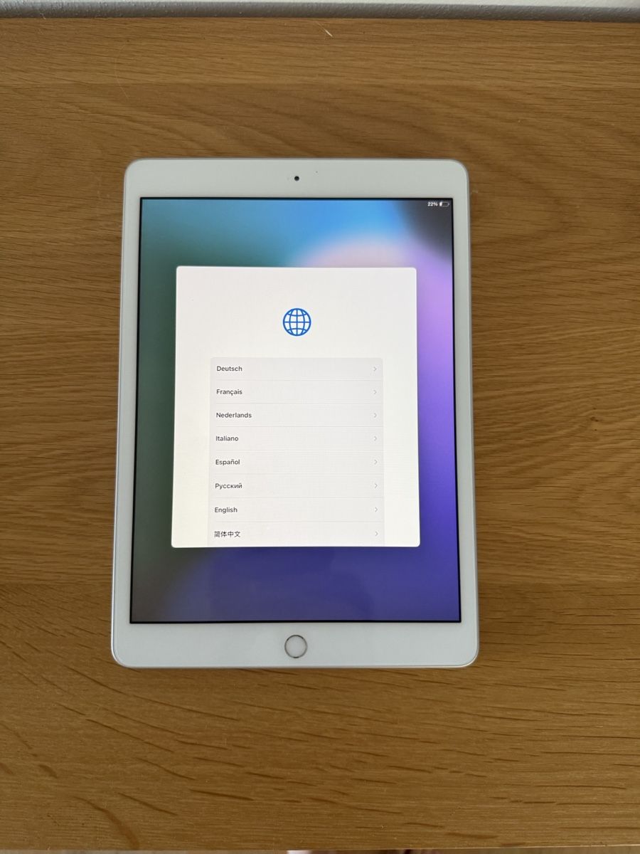 Apple Tablet PC: Apple iPad Weiss guter Zustand – Usato da Frauenkappelen venduto da unihoc12