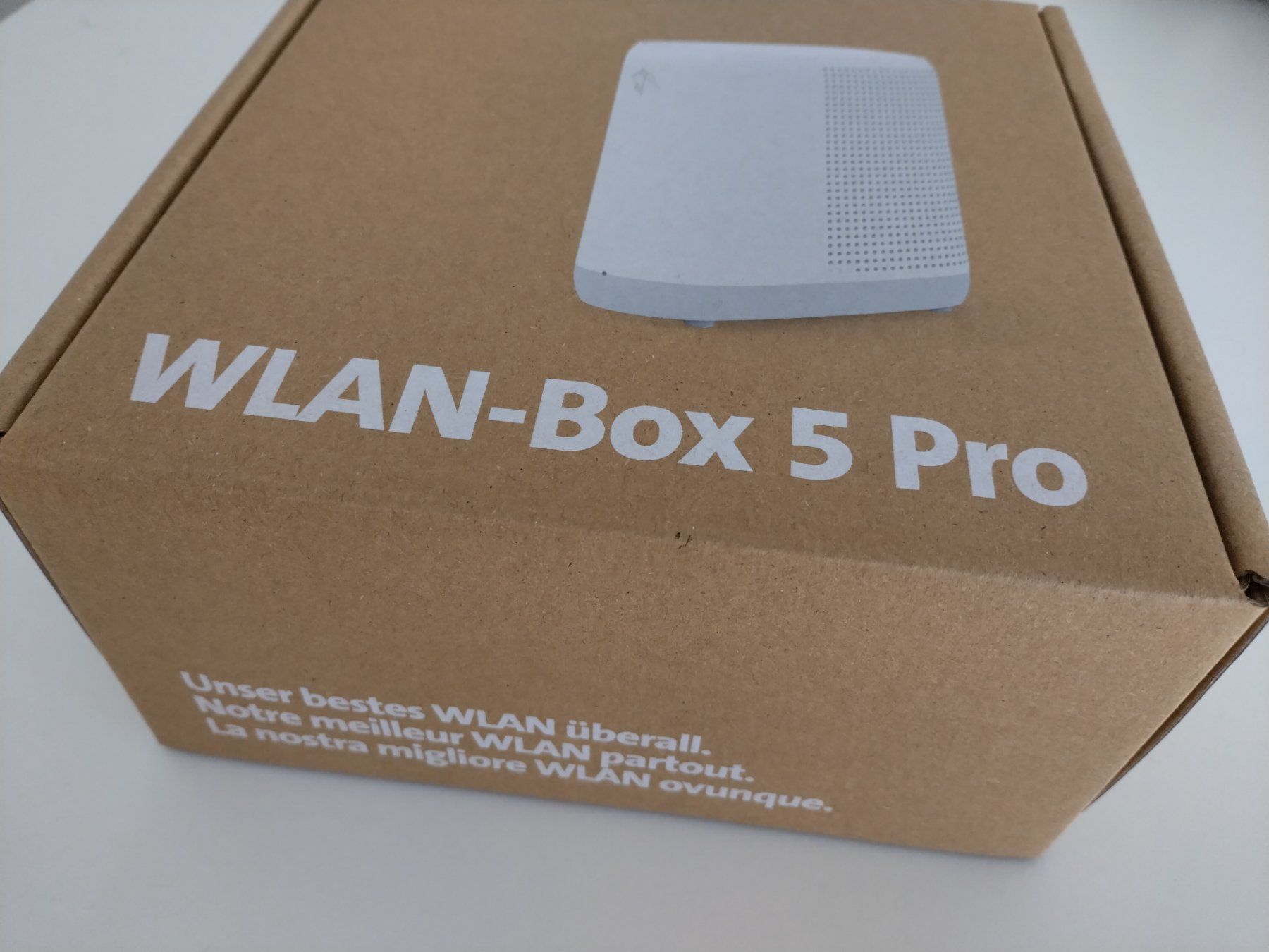 Swisscom Modem & Router: Swisscom WLAN-Box 5 Pro – Nuovo e nell'imballaggio originale da Affoltern am Albis venduto da AudiS5 1