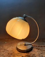 Antike Art Deco Nachttischlampe
