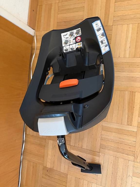 Cybex Seggiolini per auto: Cybex Aton Base 2 fix – Usato da Châtelaine venduto da Gali07