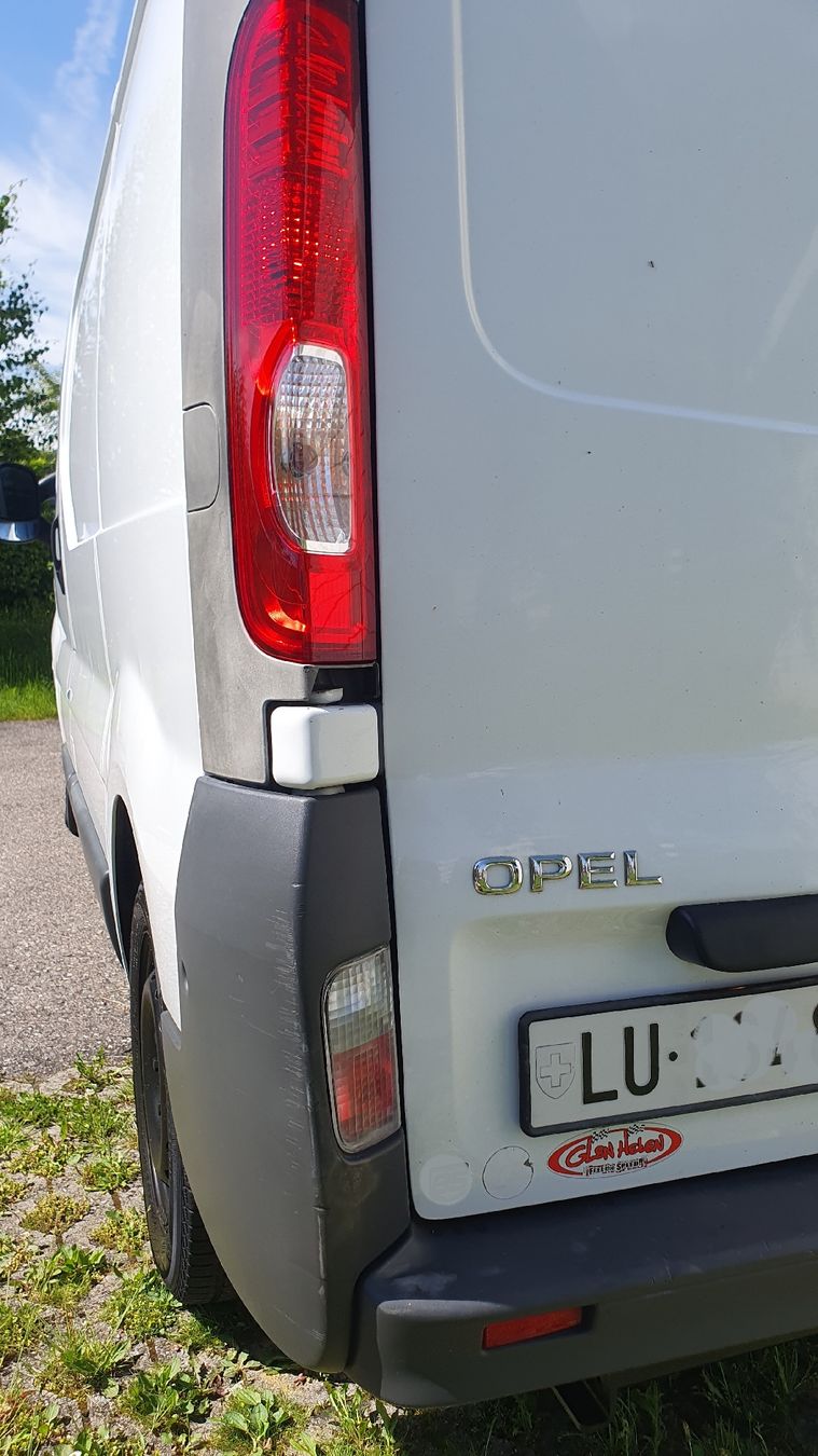 Opel Camping Fahrzeuge: Opel Vivaro L1H1 2.0 TD – Gebraucht aus Zell LU von LUC.. 2