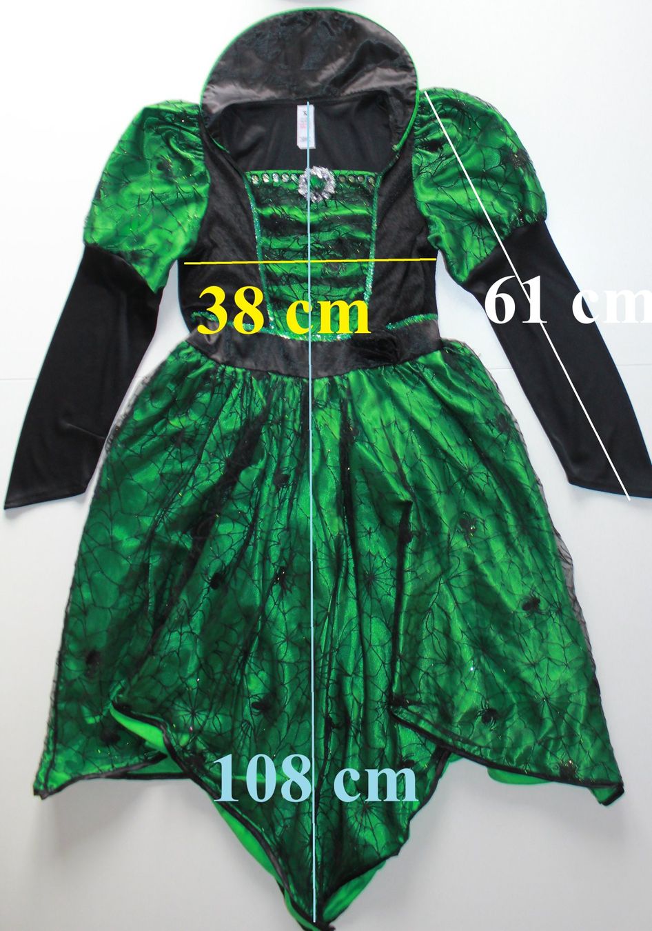 Costumi: Costume sorcière / Hexe  t. 11 - 12 ans – Usato da Peseux venduto da CoolShoping 2