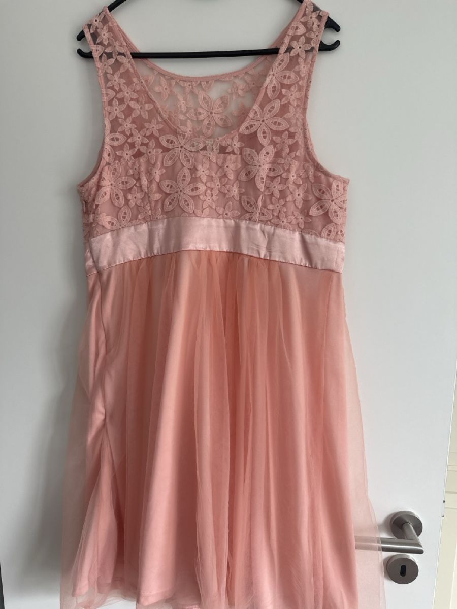 Vestiti: Kleid Grösse 44 – Usato da Gontenschwil venduto da Yoyo7555 2