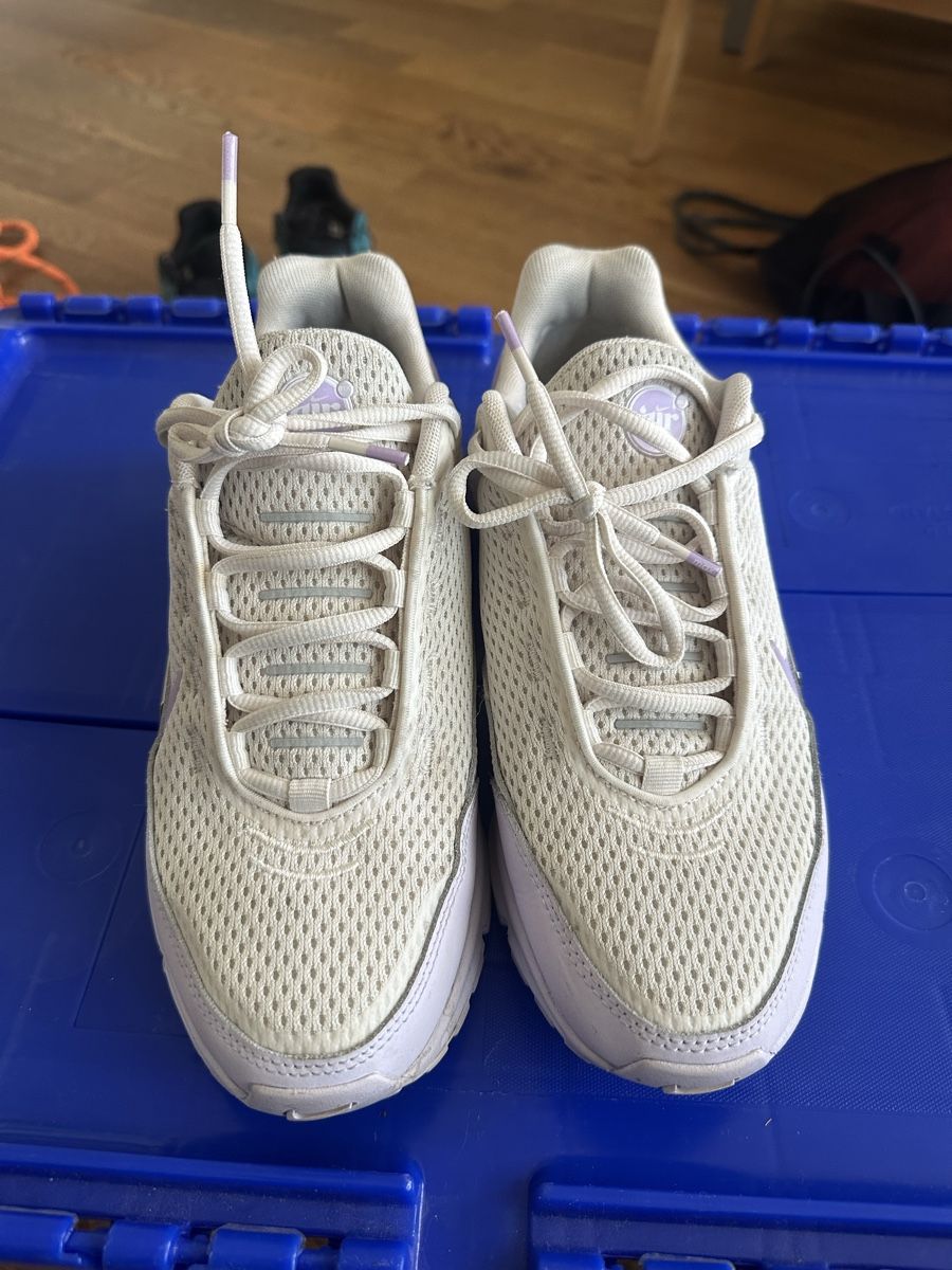 Nike Scarpe da uomo: Nike air max 270 – Nuovo (secondo la descrizione) da Bremgarten b. Bern venduto da she_hb9j 4