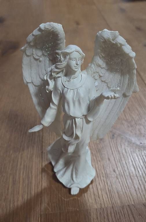 Figuren: Wunderschöner Engel – Gebraucht aus Egliswil von fab_tb28