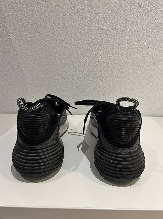 Herrenschuhe: NIKE Air Max 2090 Grösse 36 – Gebraucht aus Merenschwand von exclusive4you5634 2