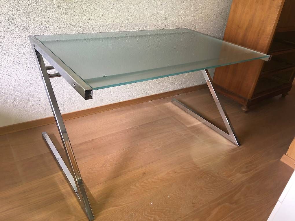Scrivanie: Bureau en verre dépoli  – Usato da Forel (Lavaux) venduto da Letapir 1