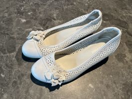 Weisse Schuhe Grösse 36
