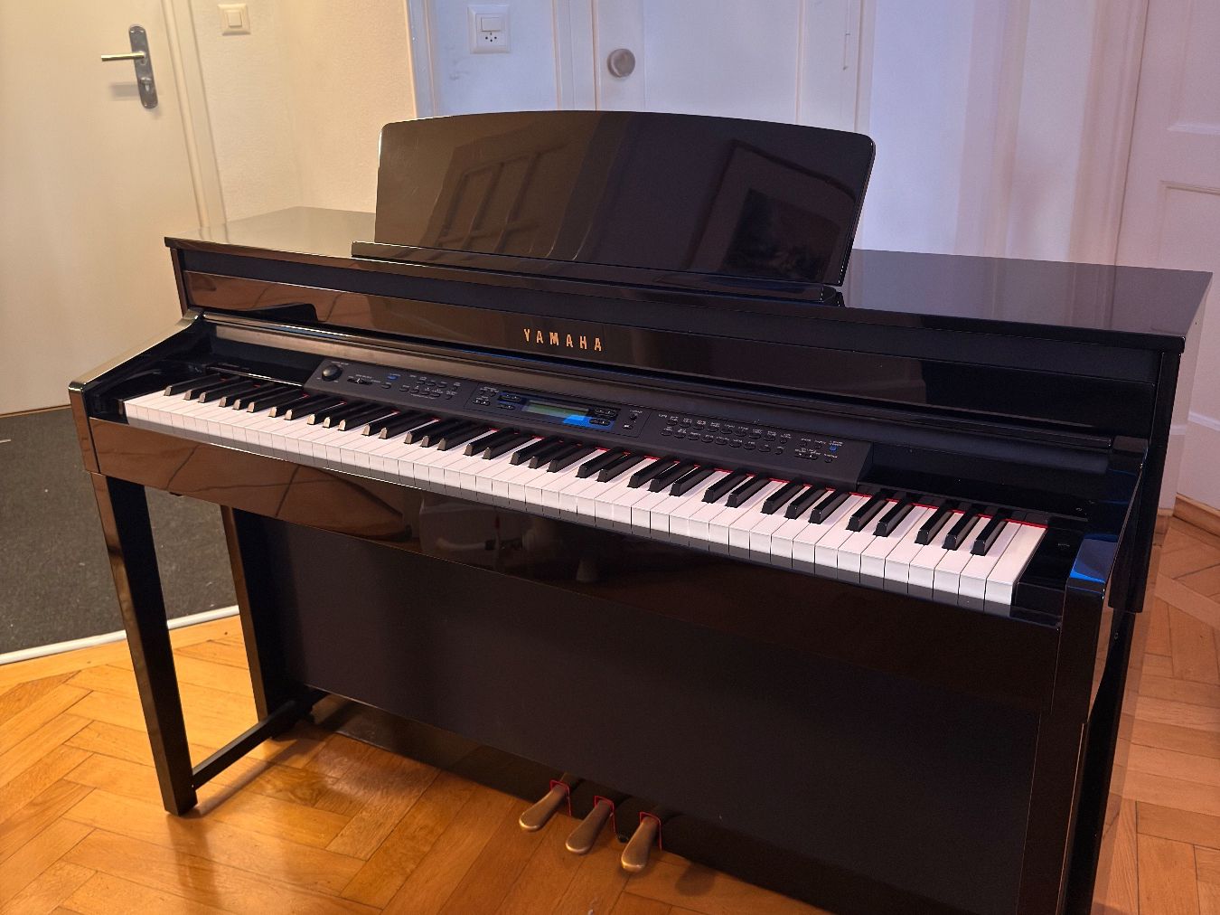 Yamaha Strumenti musicali: Piano Yamaha – Usato da Lausanne venduto da yak_7nwb