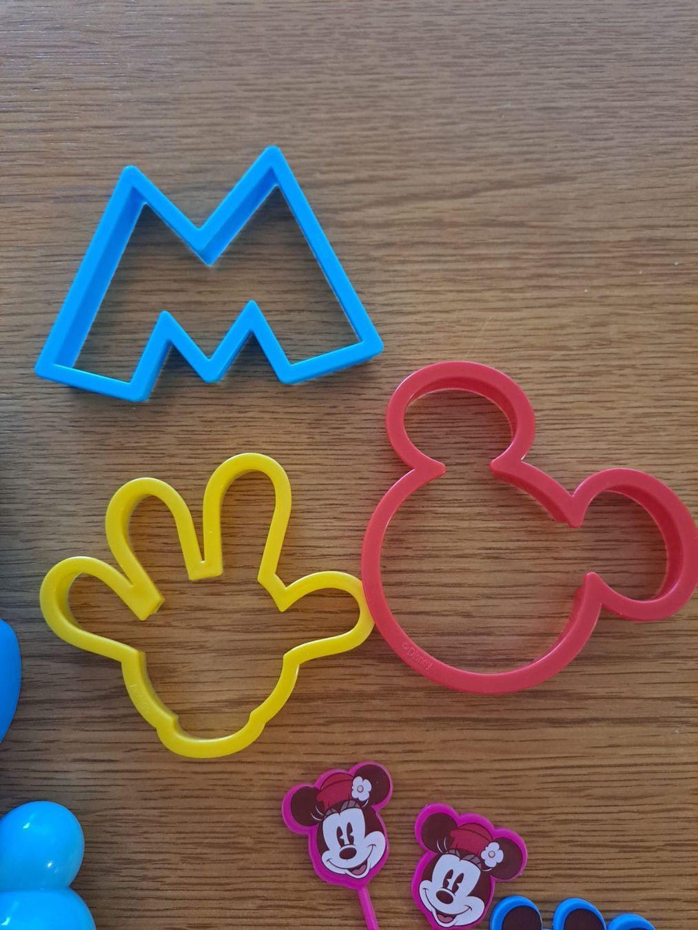 Backformen: Backset Mickey mouse, Tortenform, Lollipops, Keksform – Gebraucht aus Massagno von Michaela.F 4