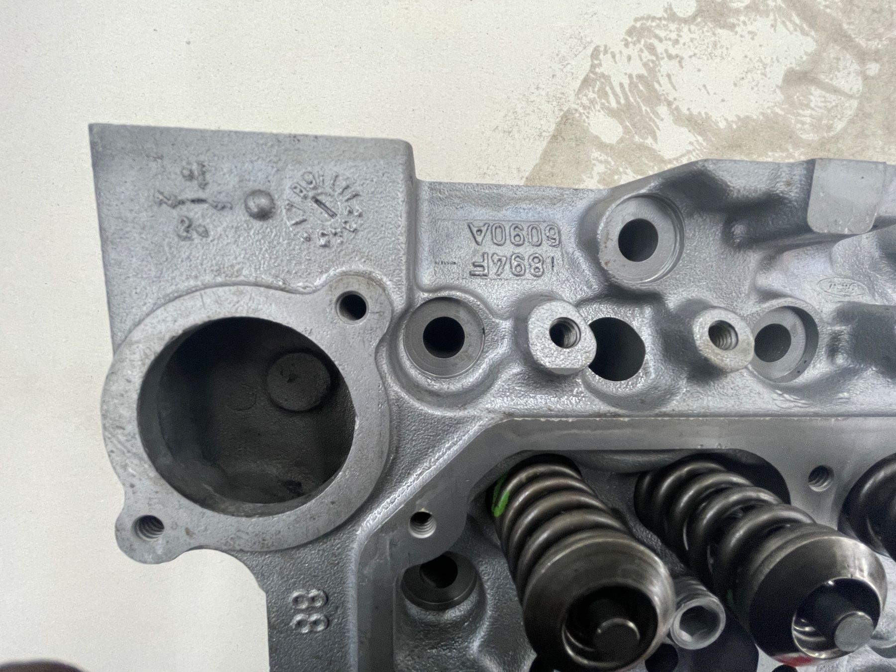 Accessori per altri veicoli: FORD FSD 425 ZYLINDERKOPF – Usato da Winterthur venduto da Aylan007 4