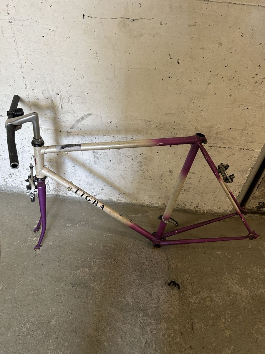 Velos: Tigra rahmen rennvelo – Gebraucht aus Egerkingen von G1970B