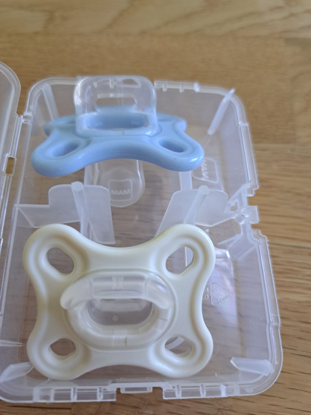 Mam Succhiotti & catenelle porta ciuccio: Neu 2 Mam Schnuller Newborn – Nuovo (secondo la descrizione) da Bergdietikon venduto da Staphylococcus 2