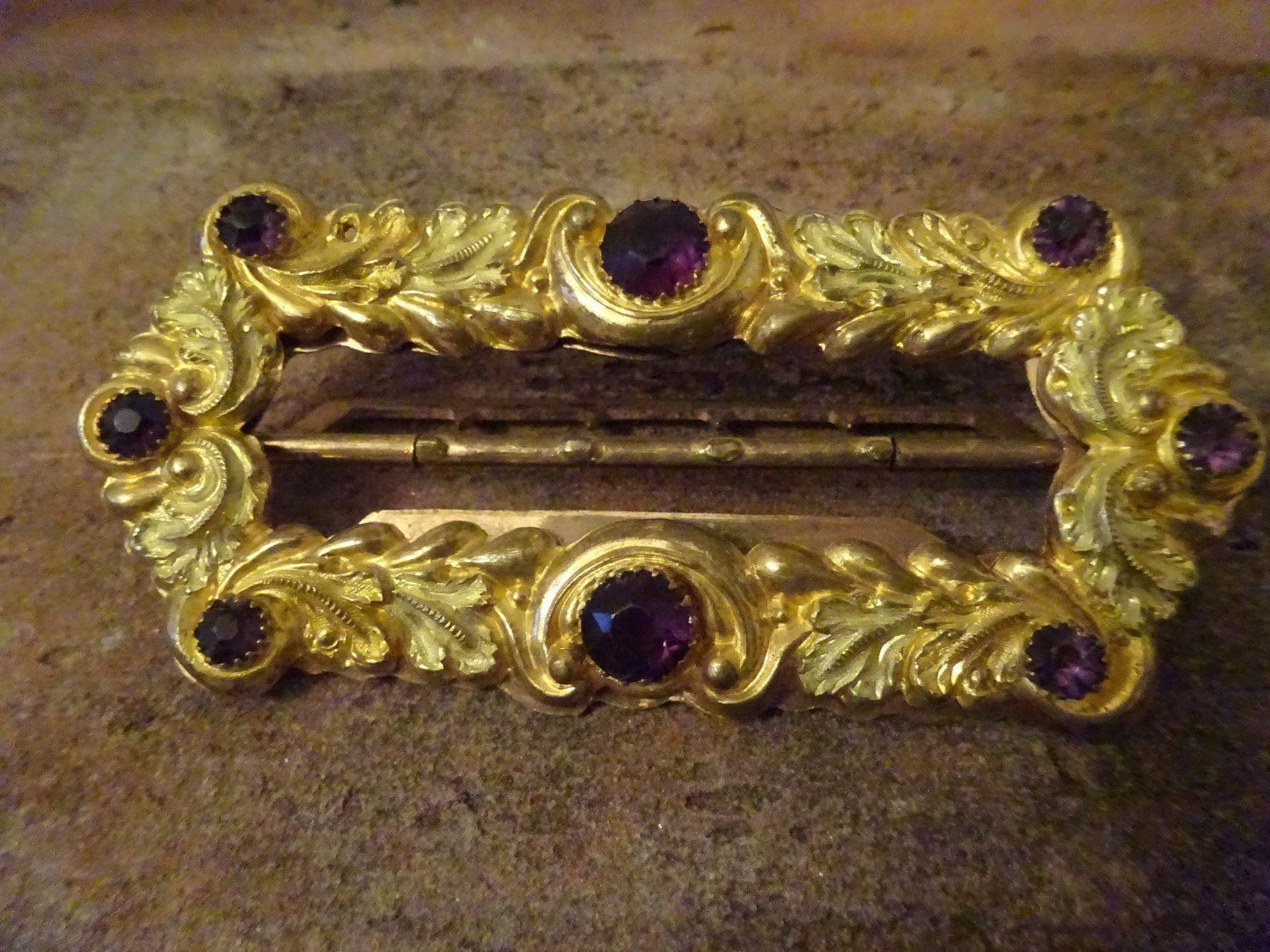 Gürtelschnallen: Antike Schnalle Amethystglas / Tombak – Gebraucht aus Esslingen von FetteSchnecke 1