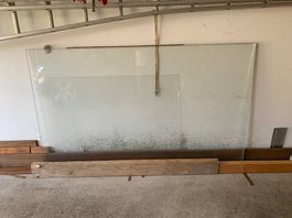 Verre garde-corps pour balcon ou terrasse avec petit éclat 