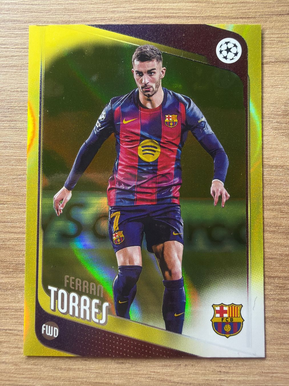 Topps Carte collezionabili: Soccer Ferran Torres YELLOW FLOWFRACTOR Topps 25/26 – Usato da Netstal venduto da Clutch79Cardz