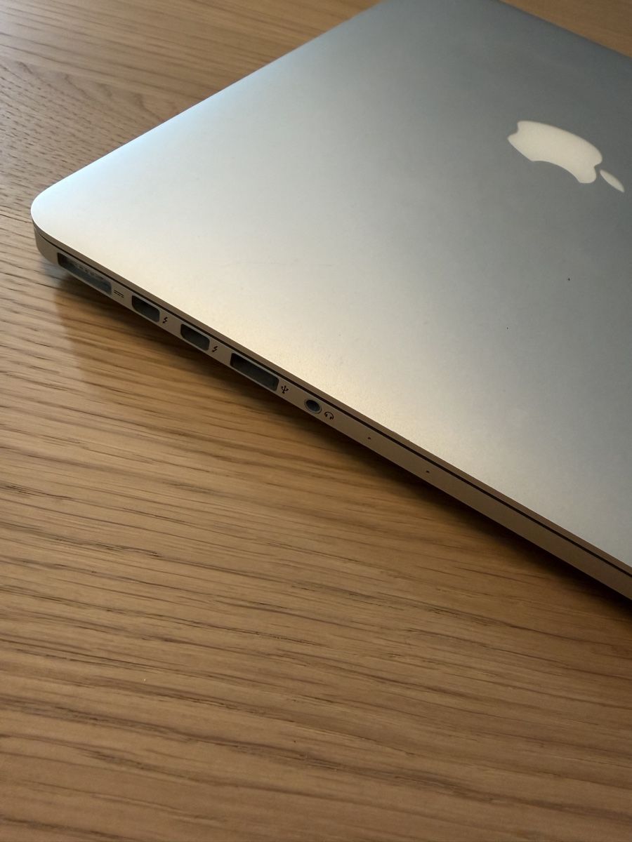 Apple Notebook: MacBookPro 13 Mid 2015 – Usato da Zürich venduto da Sven91 4