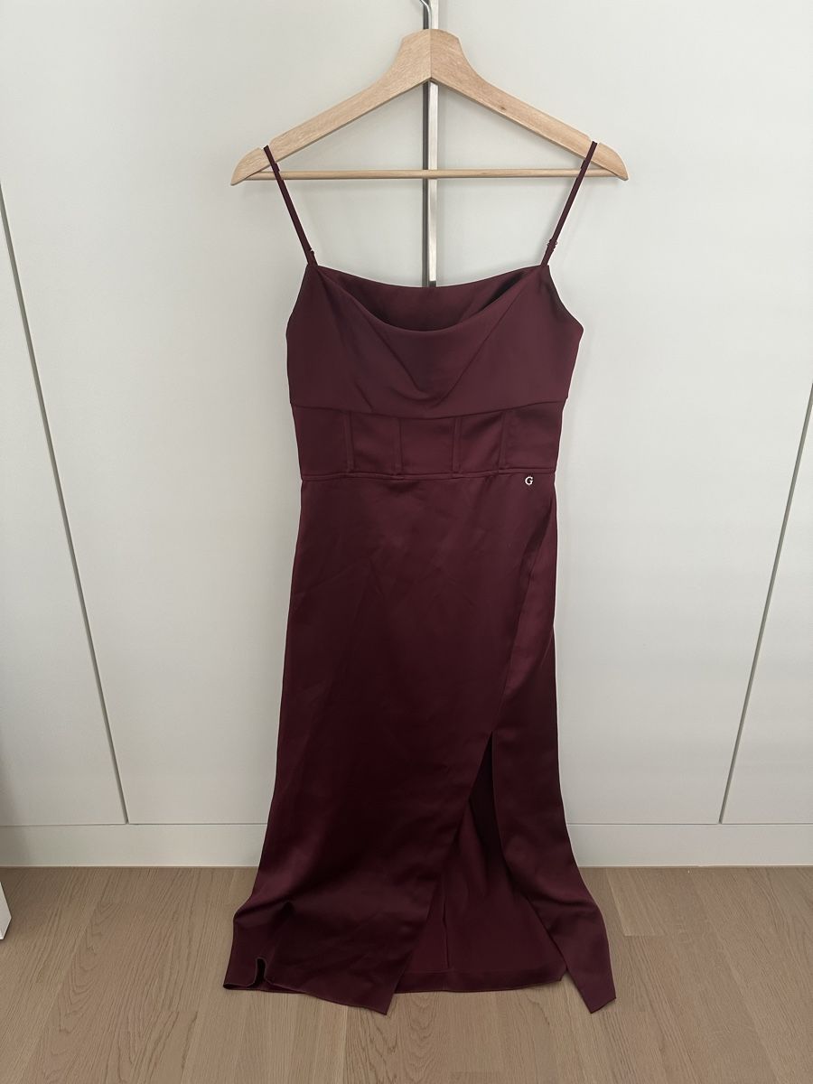 Guess Vestiti: Robe longue Guess – Usato da Genève venduto da AuTuMnLoveR
