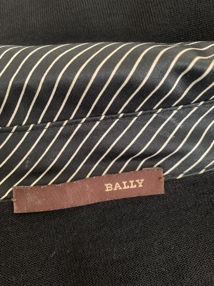 Bally Maglioni & Felpe: BALLY Blusenshirt/Pullover Gr. 36 schwarz, Shirt Wolle – Nuovo (secondo la descrizione) da Regensdorf venduto da secondchancefashion 5